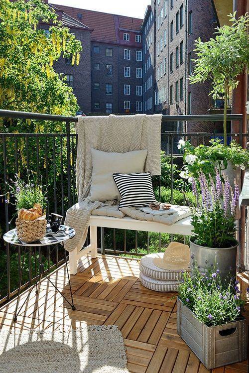 Ideas para decorar terrazas y balcones en balcones pequeños y de forma economica