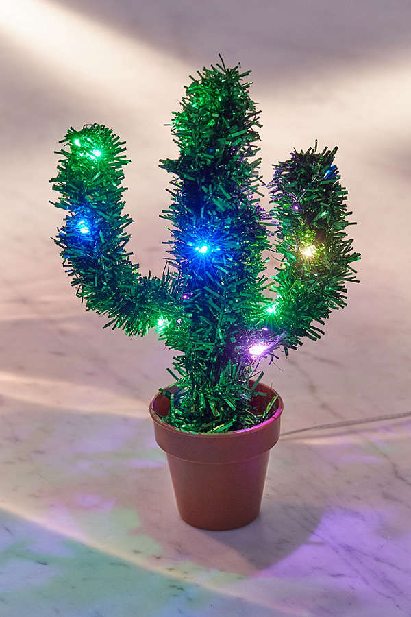 Cactus luminoso de Urban Outfitters