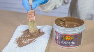Preparación de la paletina para la aplicación del efecto oxidado