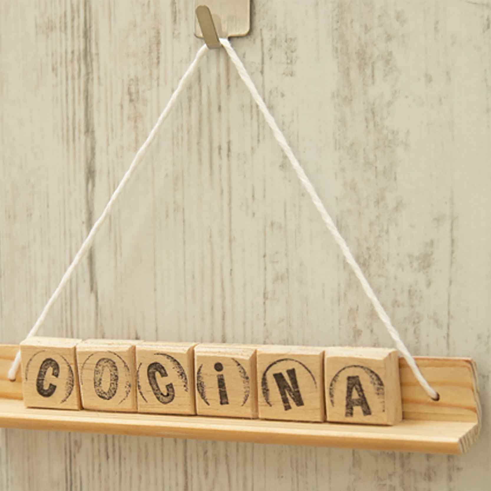 Cartel de madera con letras para la cocina