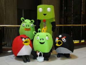Disfraces para grupos con las figuras de Angry Birds